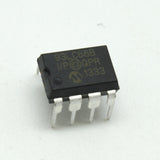 Memoria Serial EPROM 64 X 12 93LC66B-I/P